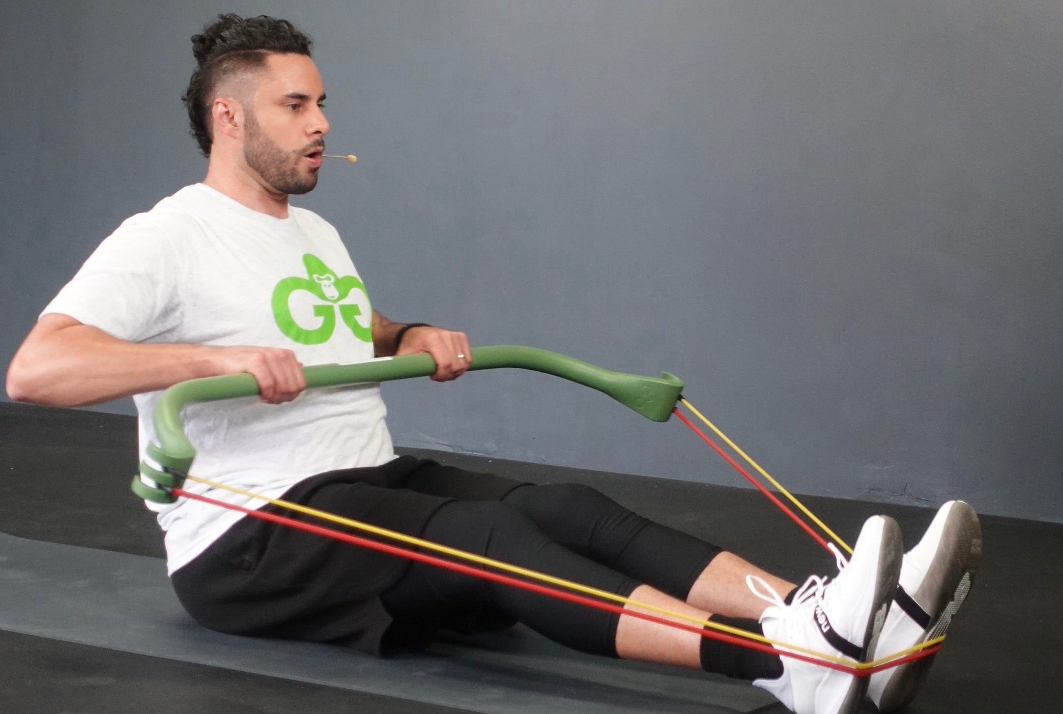 How To Do Resistance Band Rows To Build A Strong Back?