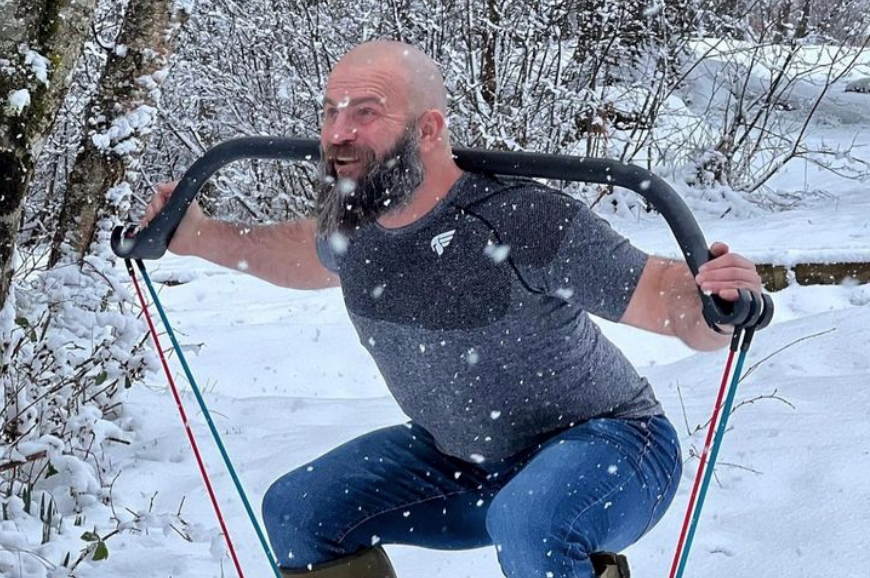 8 Easy Ways to Stay in Shape During the Winter Months